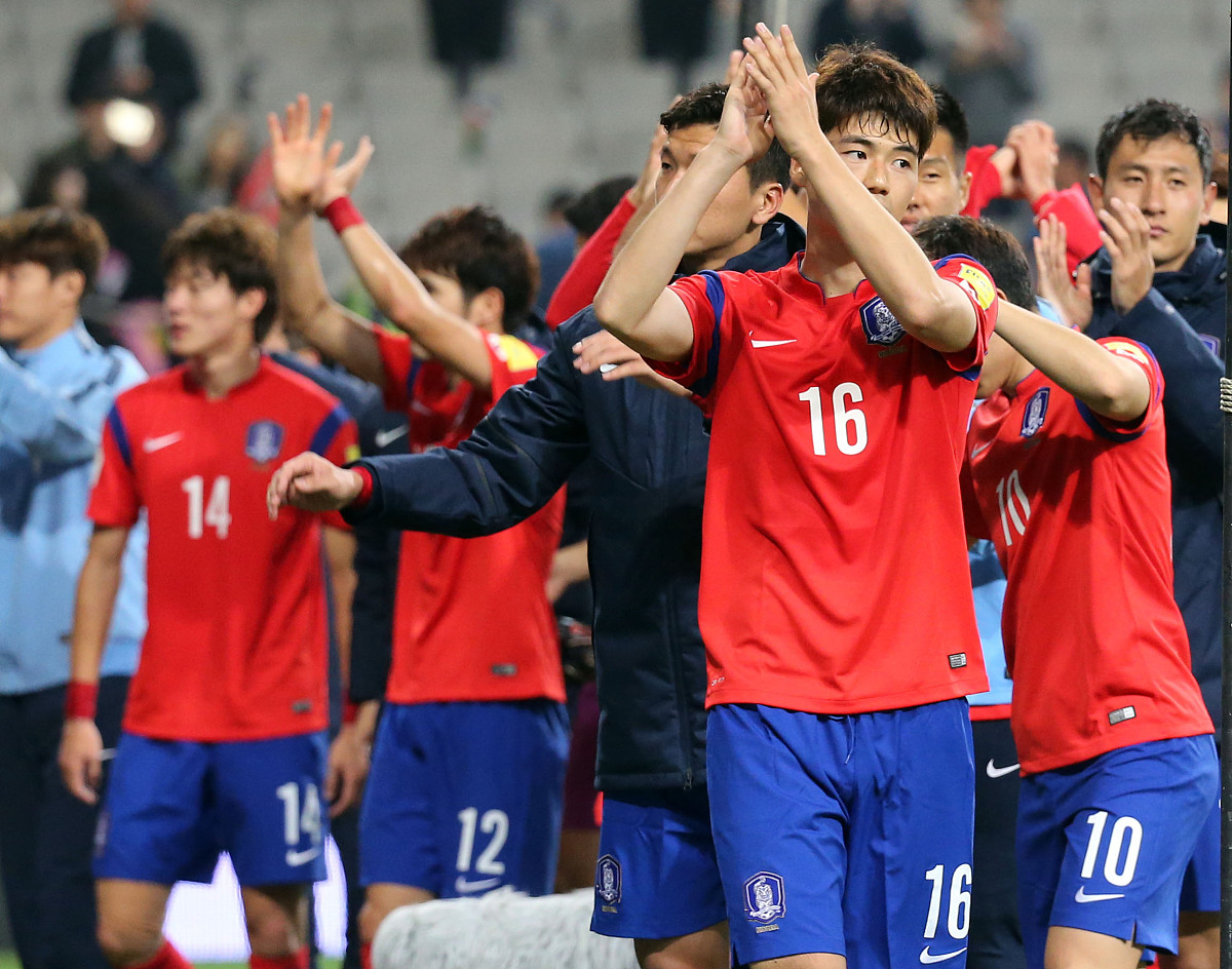 包含比赛预热进行中，球队状态逐渐回升的词条