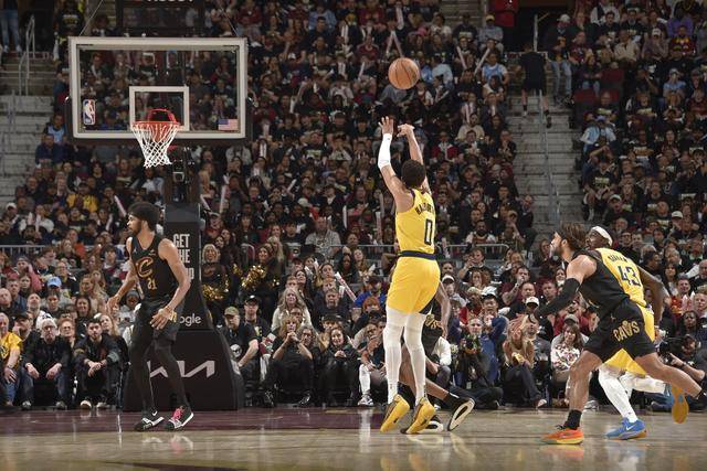 步行者队内关键先生浮出水面，关键时刻临阵奋战的简单介绍